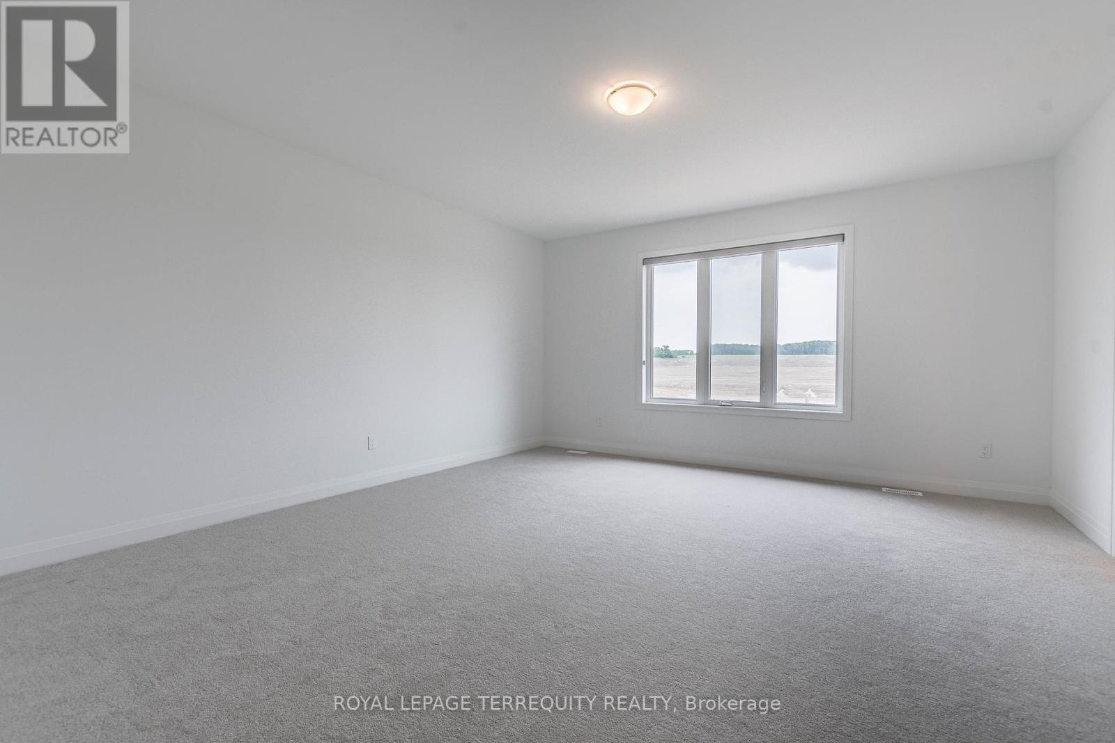 150 Forestwalk Street Property Photo 19
