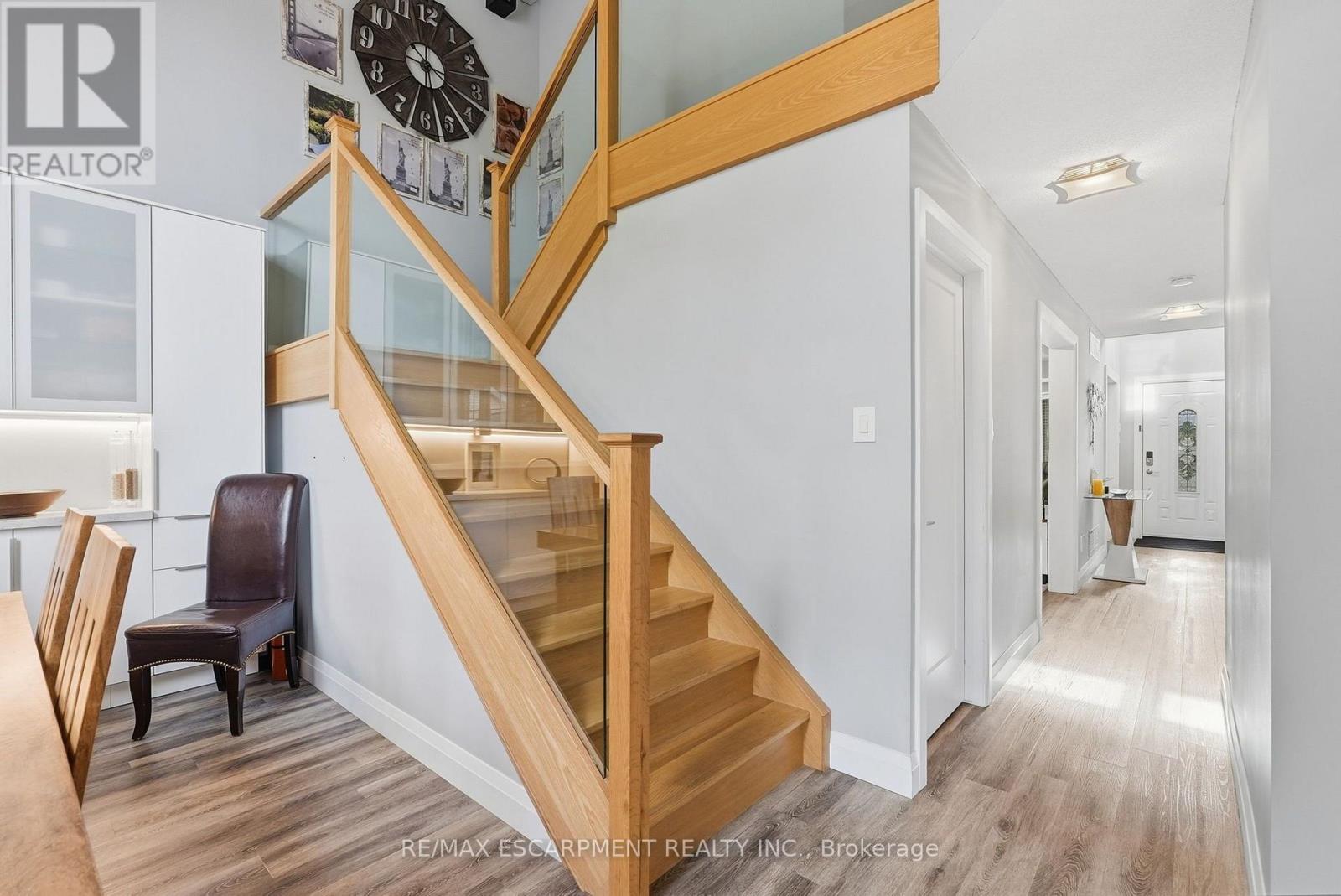 231 Parkside Drive Property Photo 14