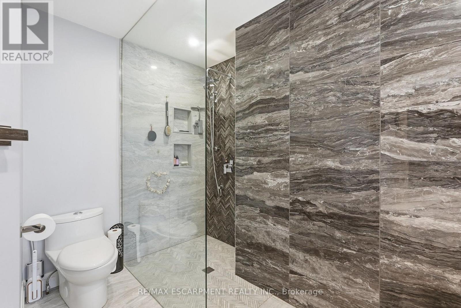 231 Parkside Drive Property Photo 22