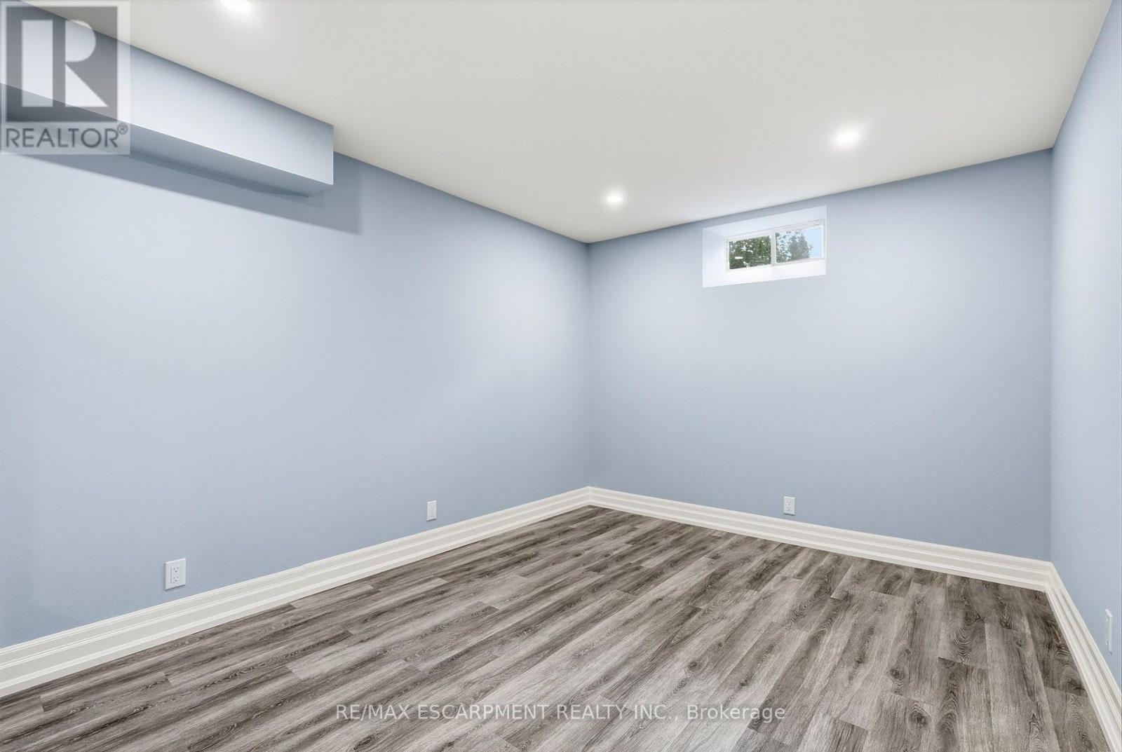 231 Parkside Drive Property Photo 33