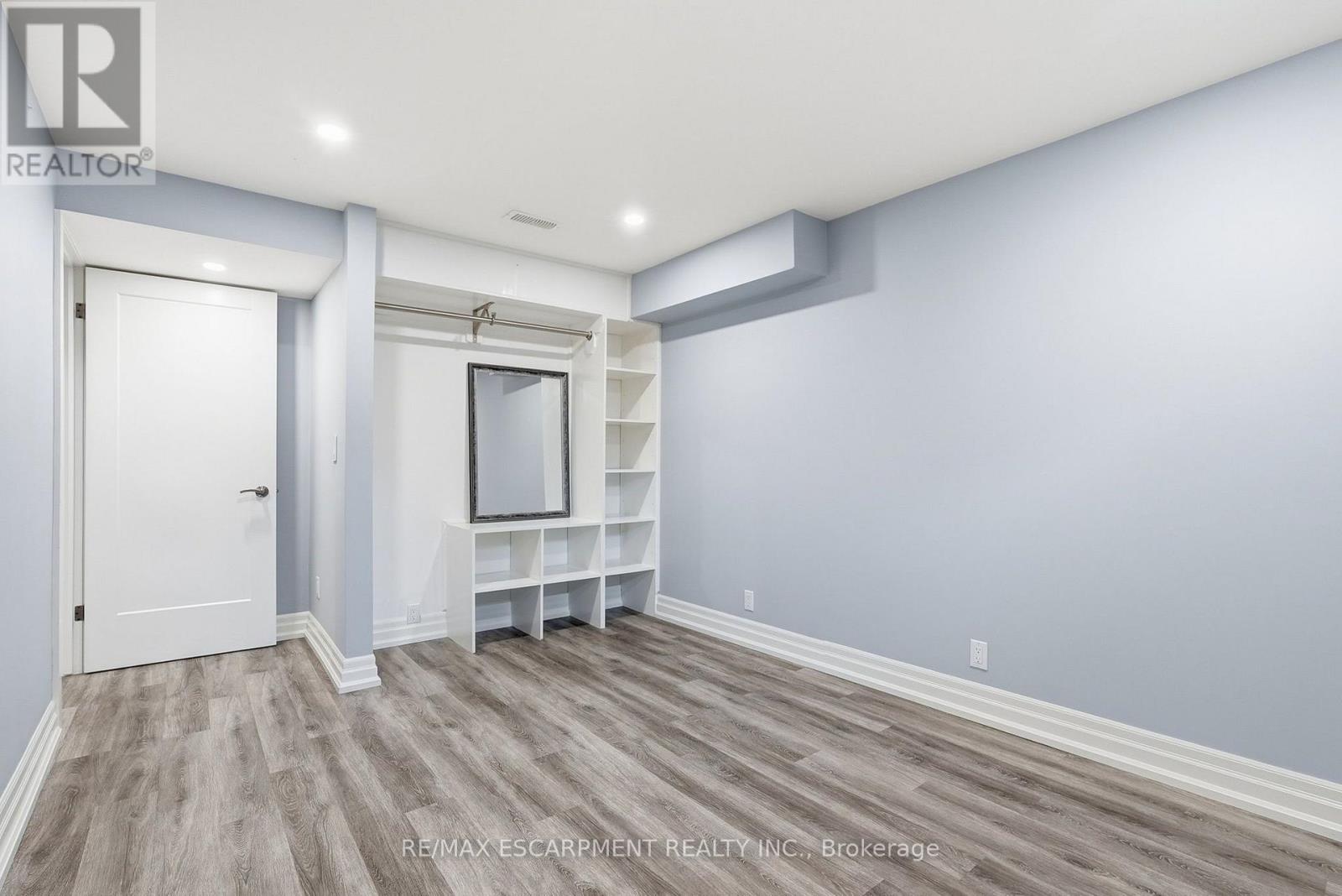 231 Parkside Drive Property Photo 34