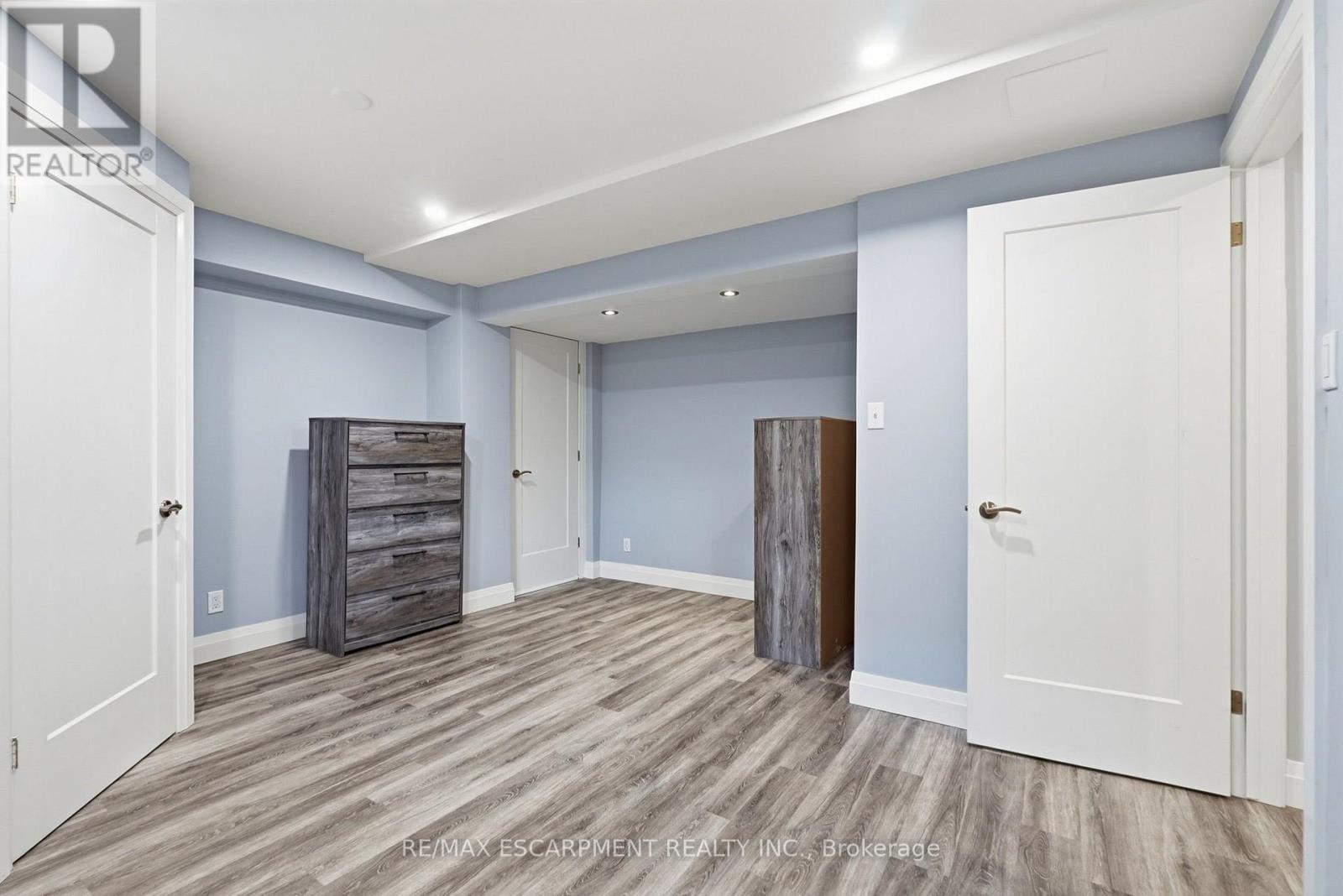 231 Parkside Drive Property Photo 35