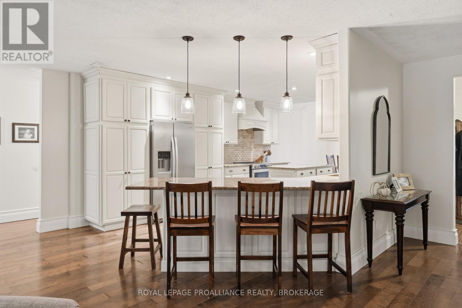 5403 Holmes Road Property Photo 11