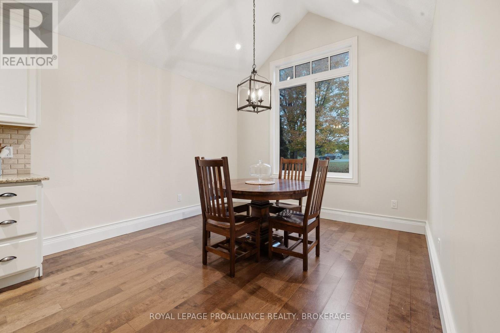 5403 Holmes Road Property Photo 15