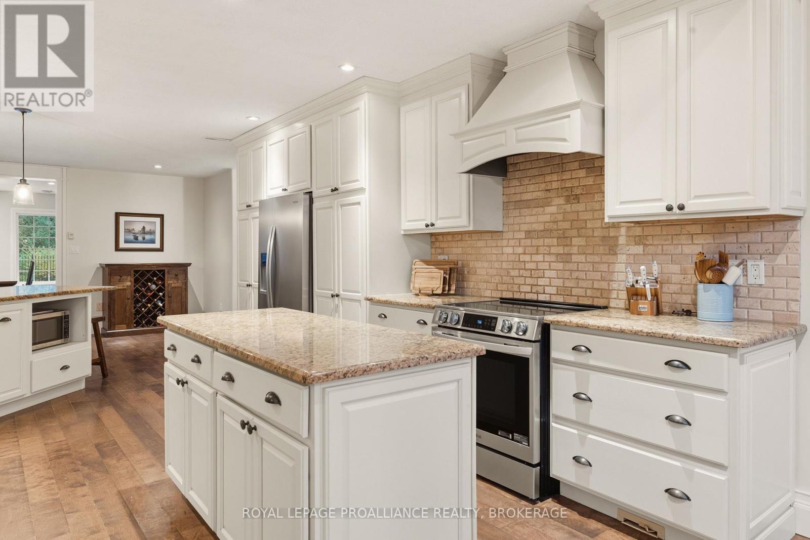 5403 Holmes Road Property Photo 16