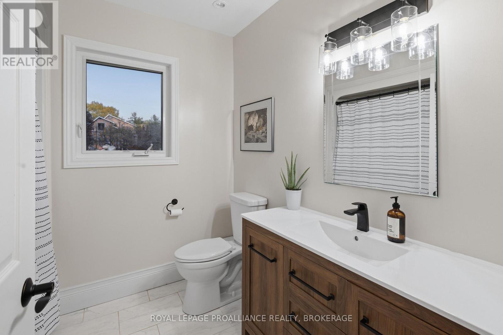 5403 Holmes Road Property Photo 23