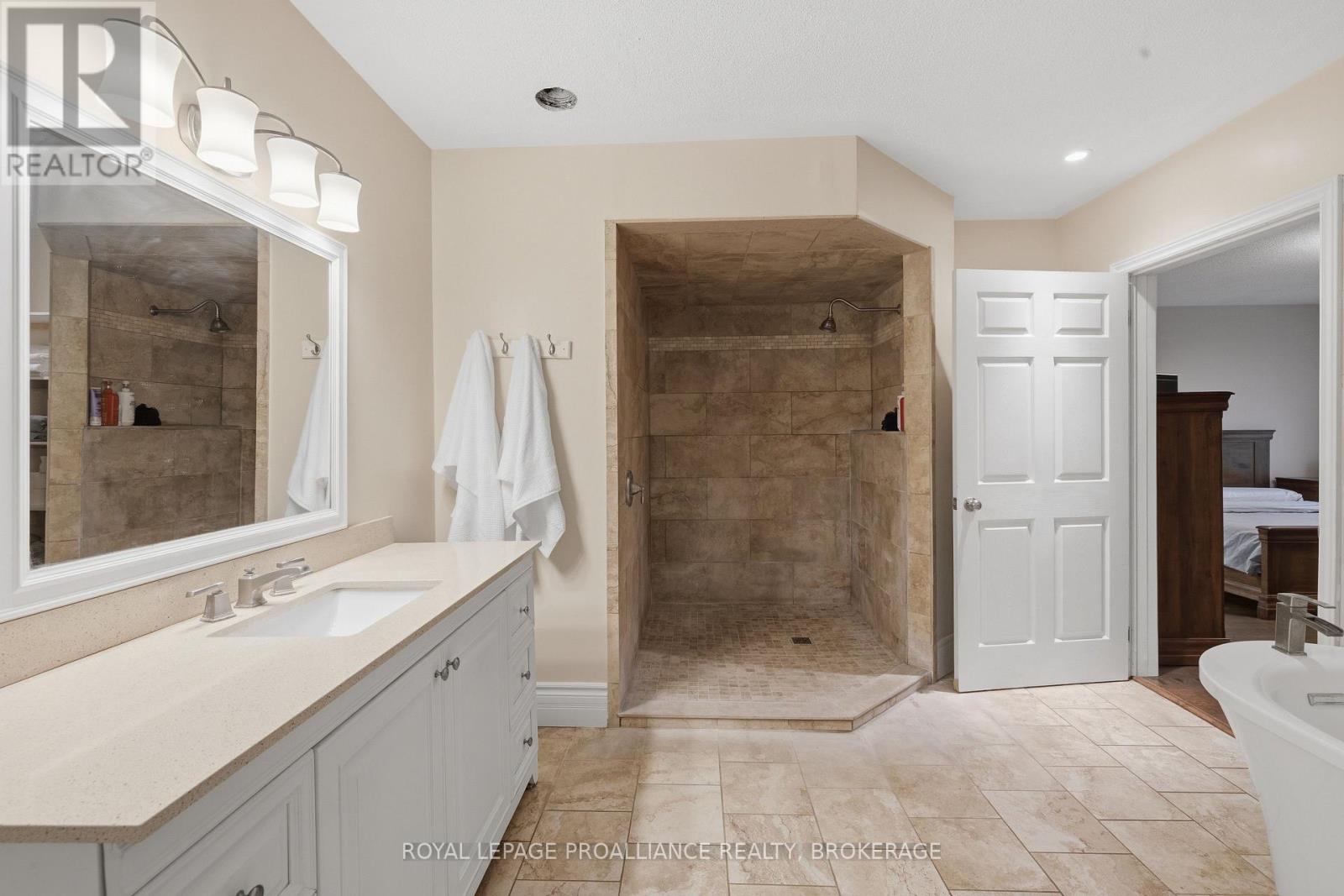 5403 Holmes Road Property Photo 25