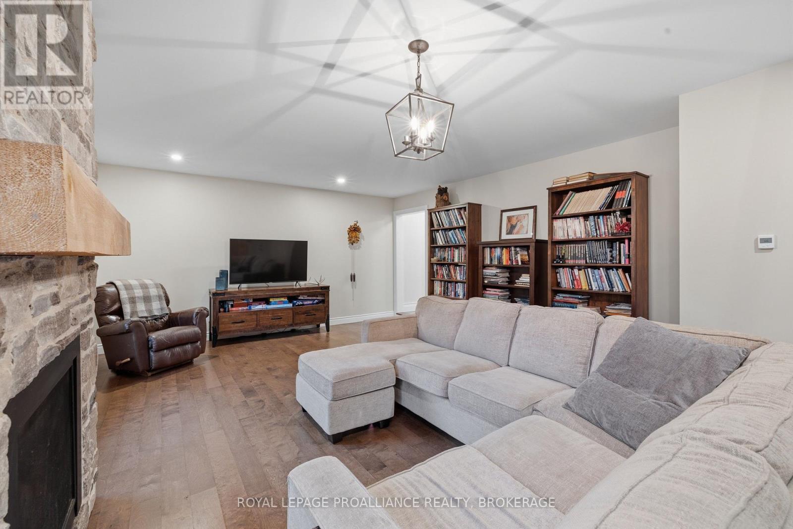 5403 Holmes Road Property Photo 31