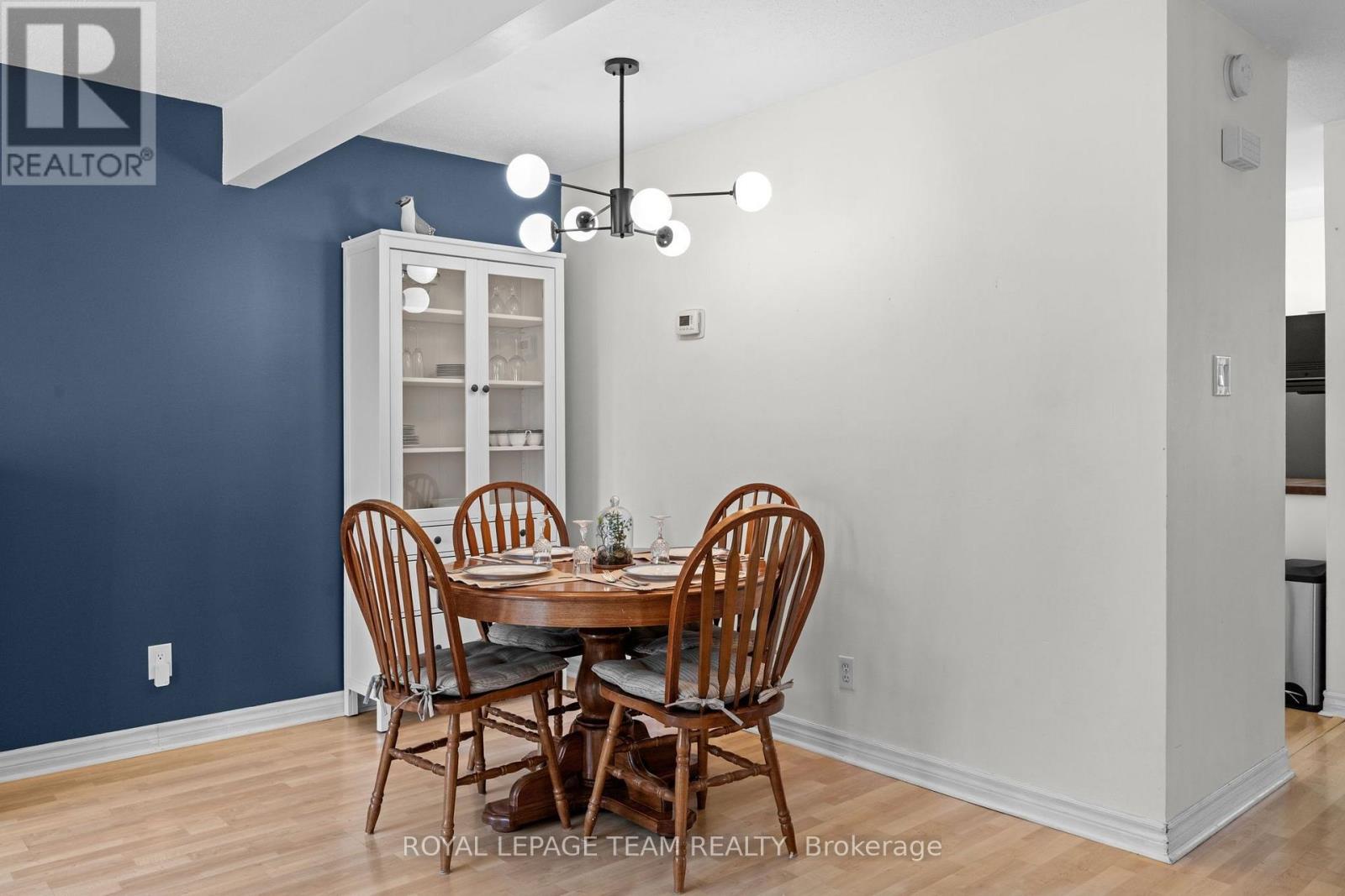 92 - 61 Mcclintock Way Property Photo 8