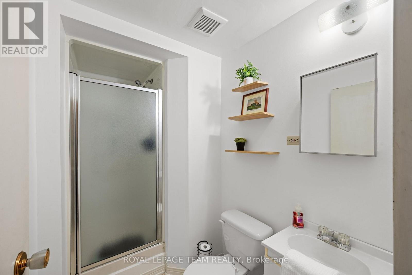 92 - 61 Mcclintock Way Property Photo 20