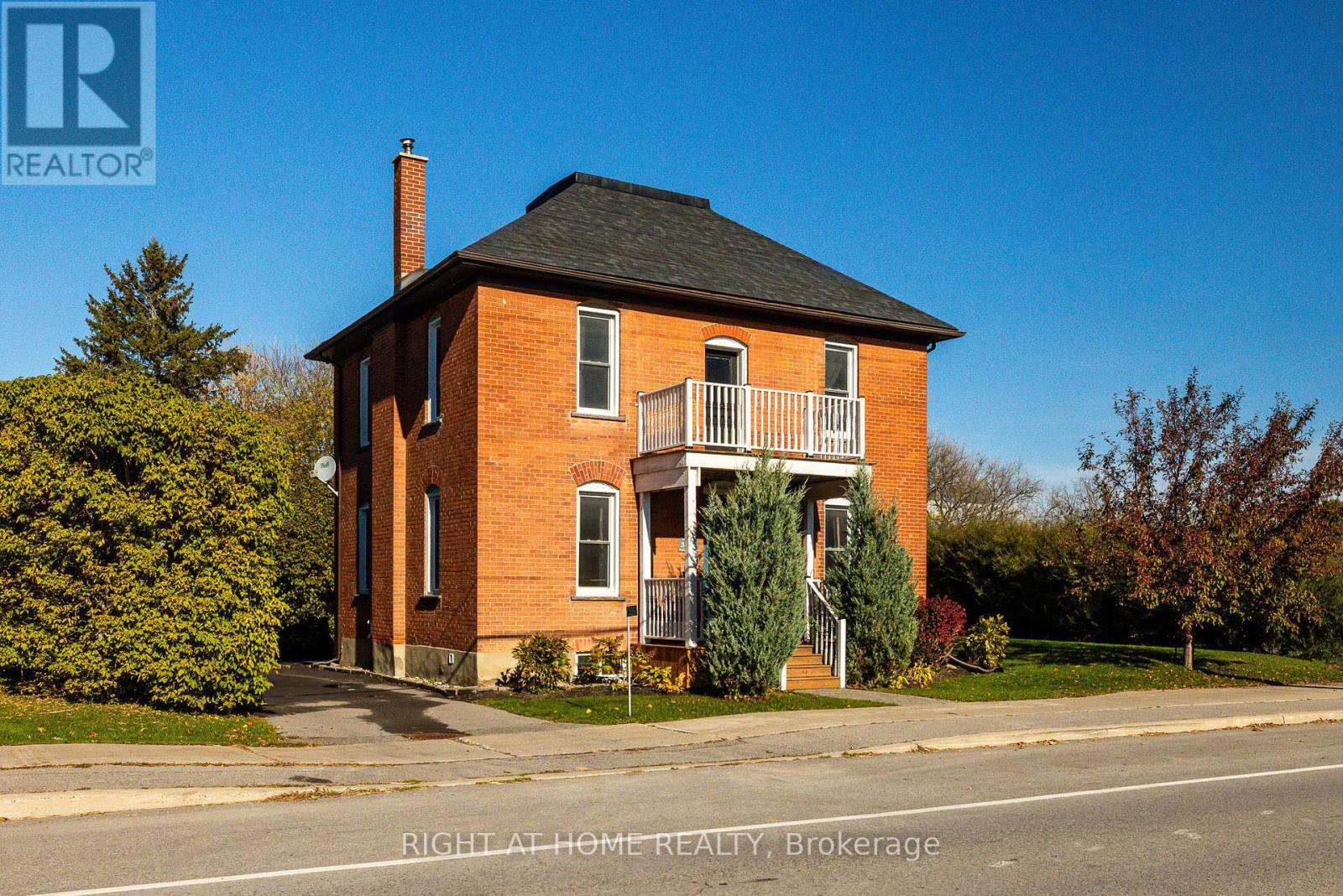 3091 Kinburn Side Road Property Photo 2