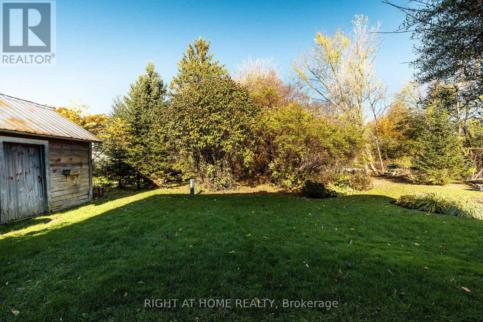 3091 Kinburn Side Road Property Photo 43