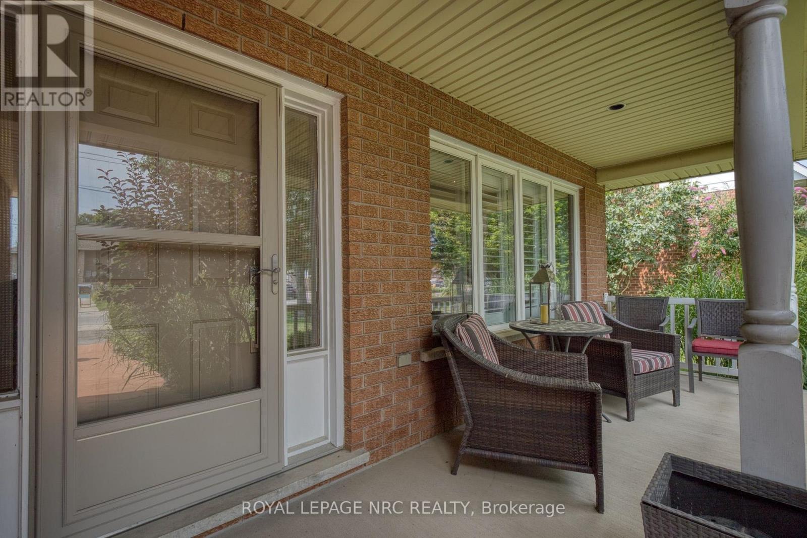 173 First Street Louth Street Property Photo 5