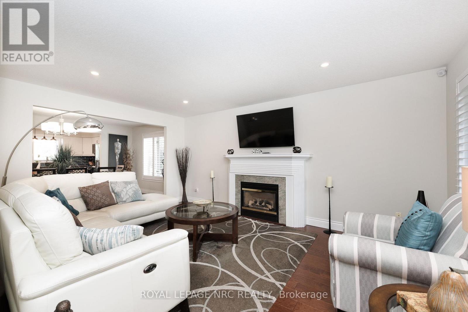 173 First Street Louth Street Property Photo 6