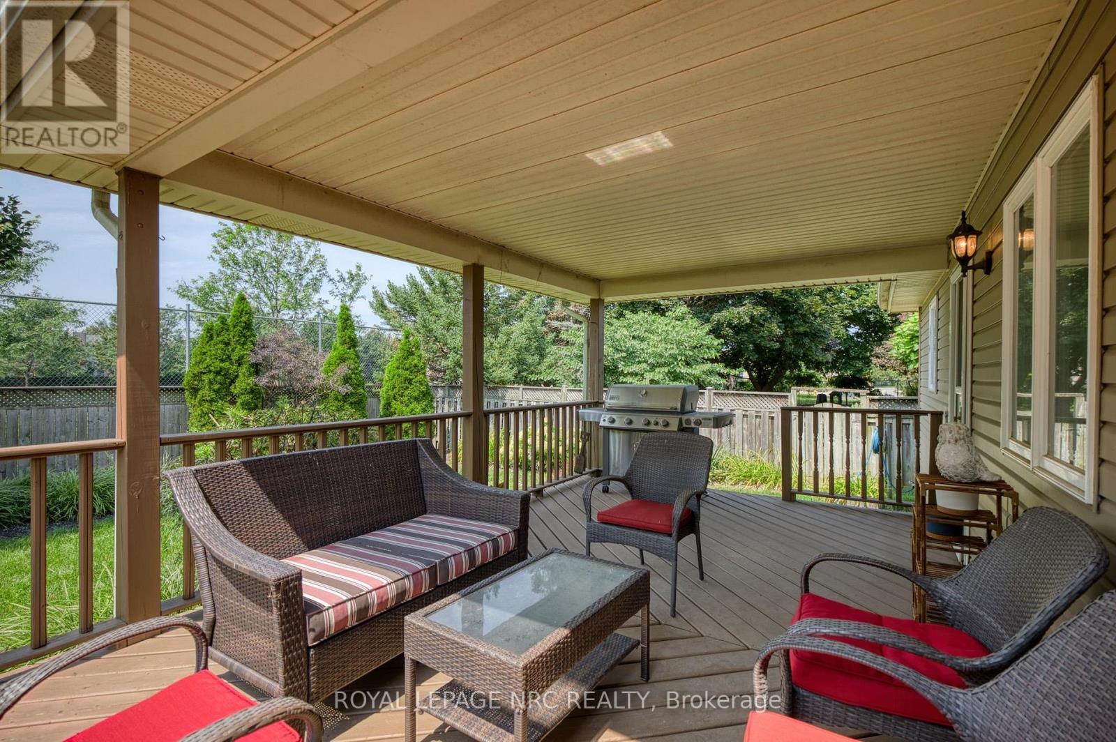173 First Street Louth Street Property Photo 41