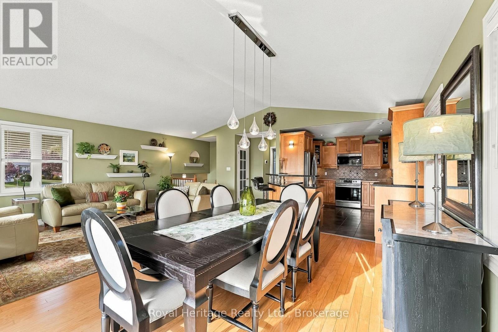 6 Quick Lane Property Photo 6