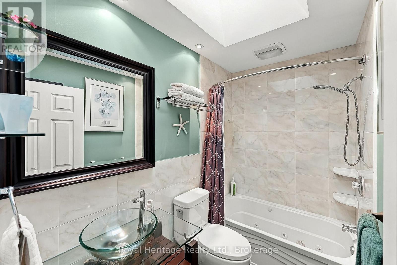 6 Quick Lane Property Photo 11