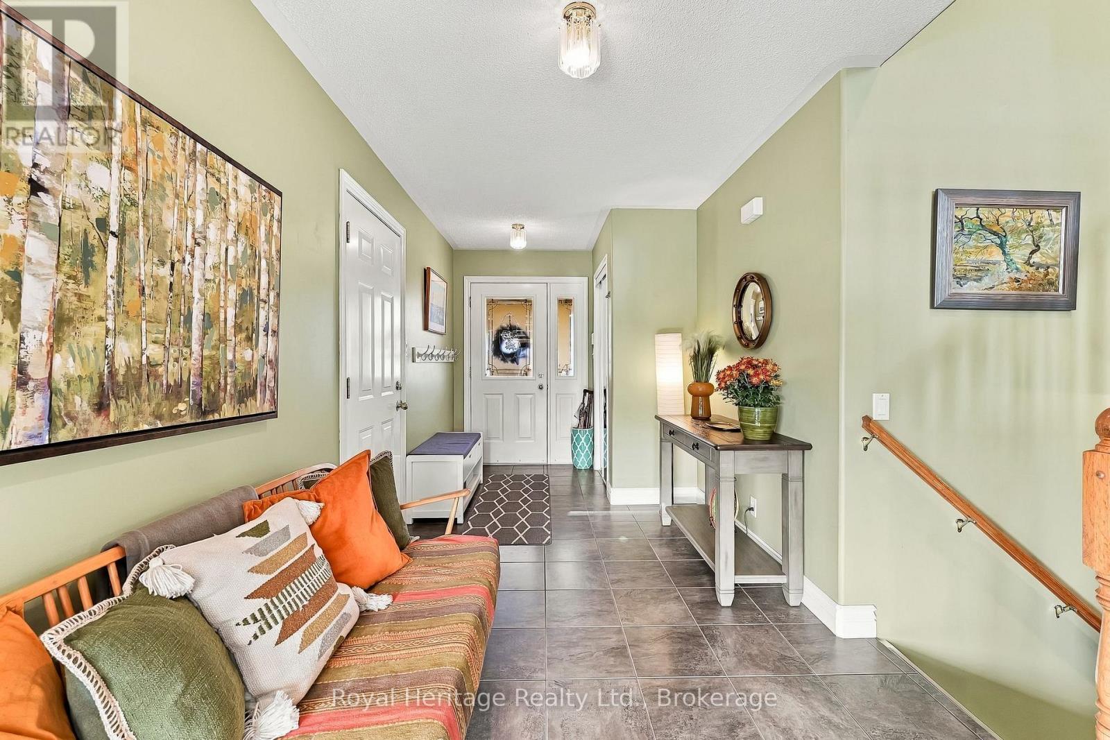 6 Quick Lane Property Photo 14