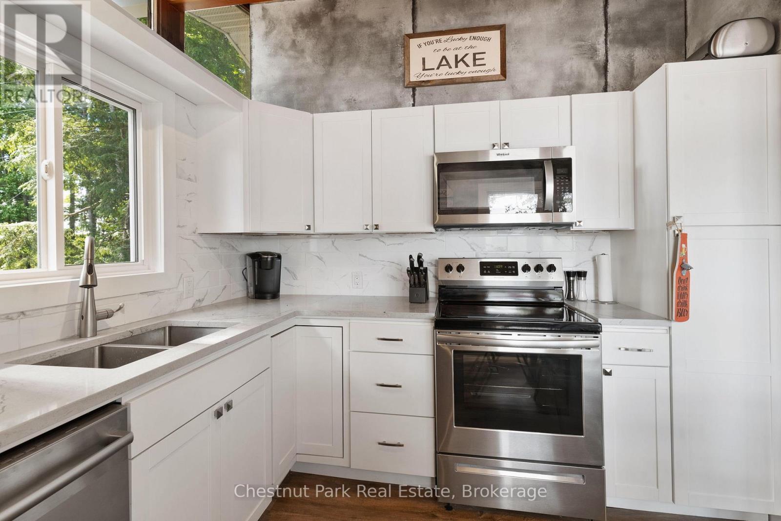 76 Birch Island Property Photo 11