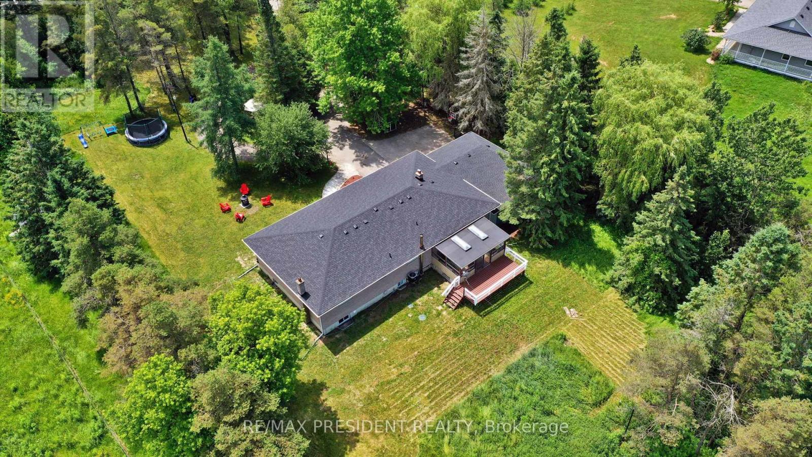 10 Grandview Road Property Photo 35