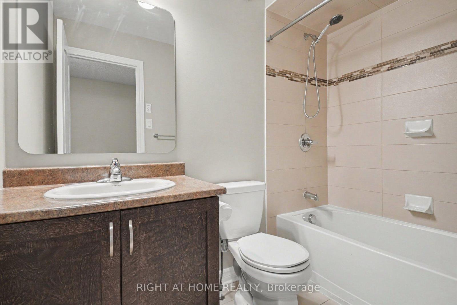998 Bunchberry Way Property Photo 23
