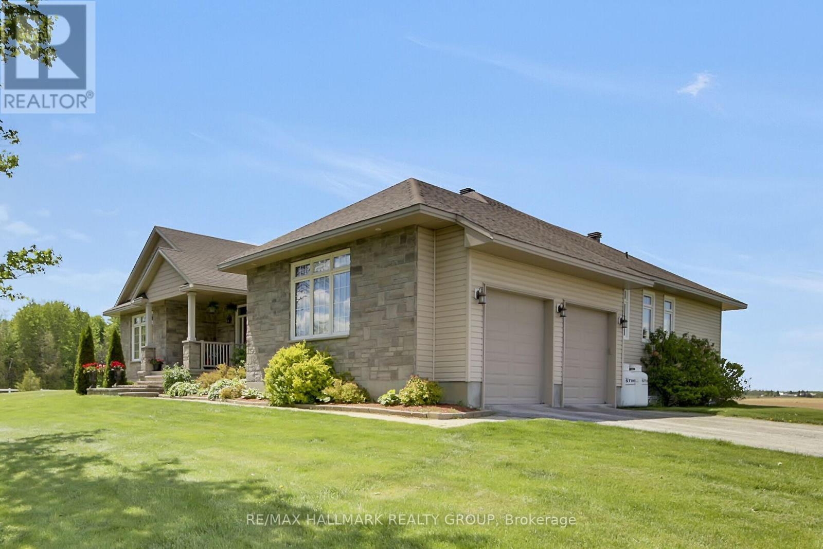 7479 Bleeks Road Property Photo 2