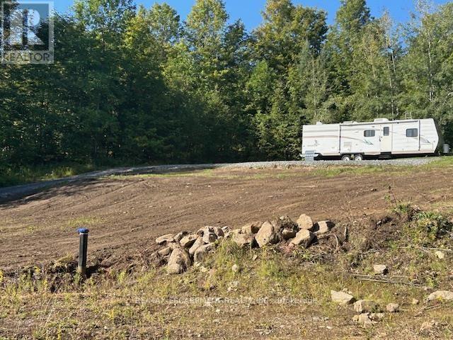 3275 Musclow-greenview Road Property Photo 9