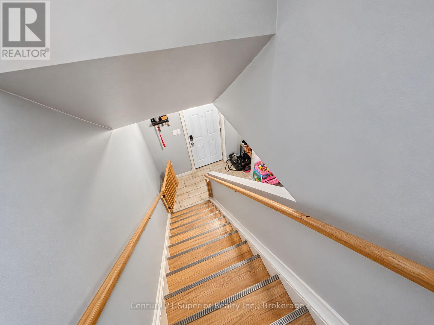 128 Bethune Street Property Photo 19