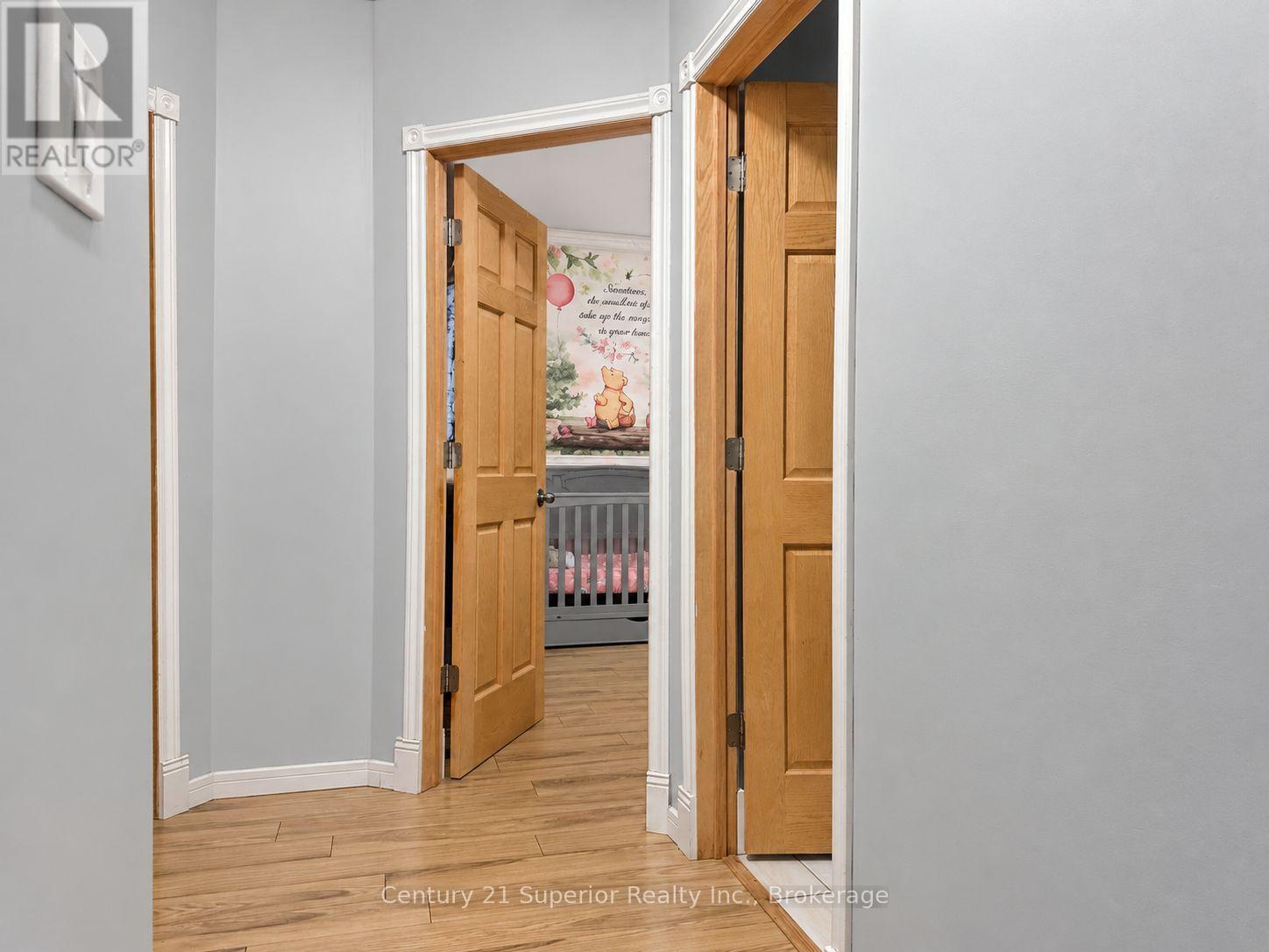128 Bethune Street Property Photo 25