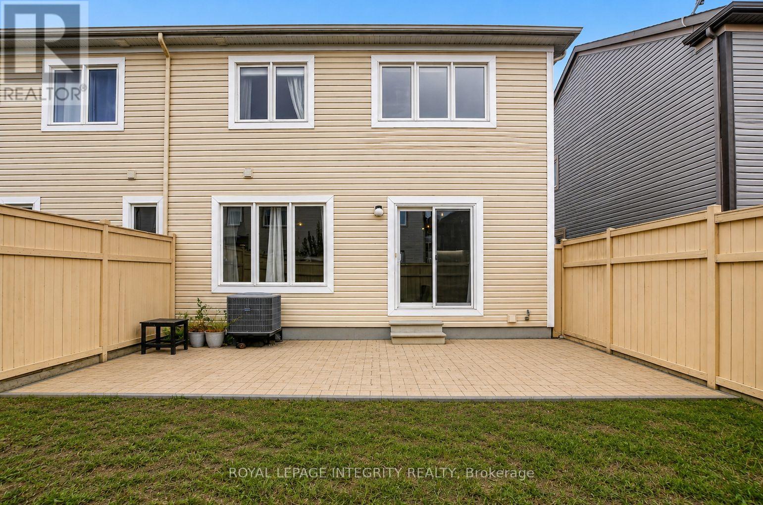 414 Meadowhawk Crescent Property Photo 30