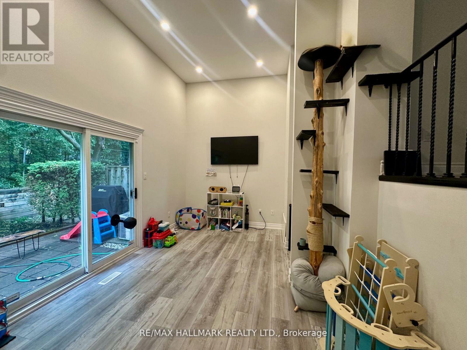 108 - 51 Paulander Drive Property Photo 15