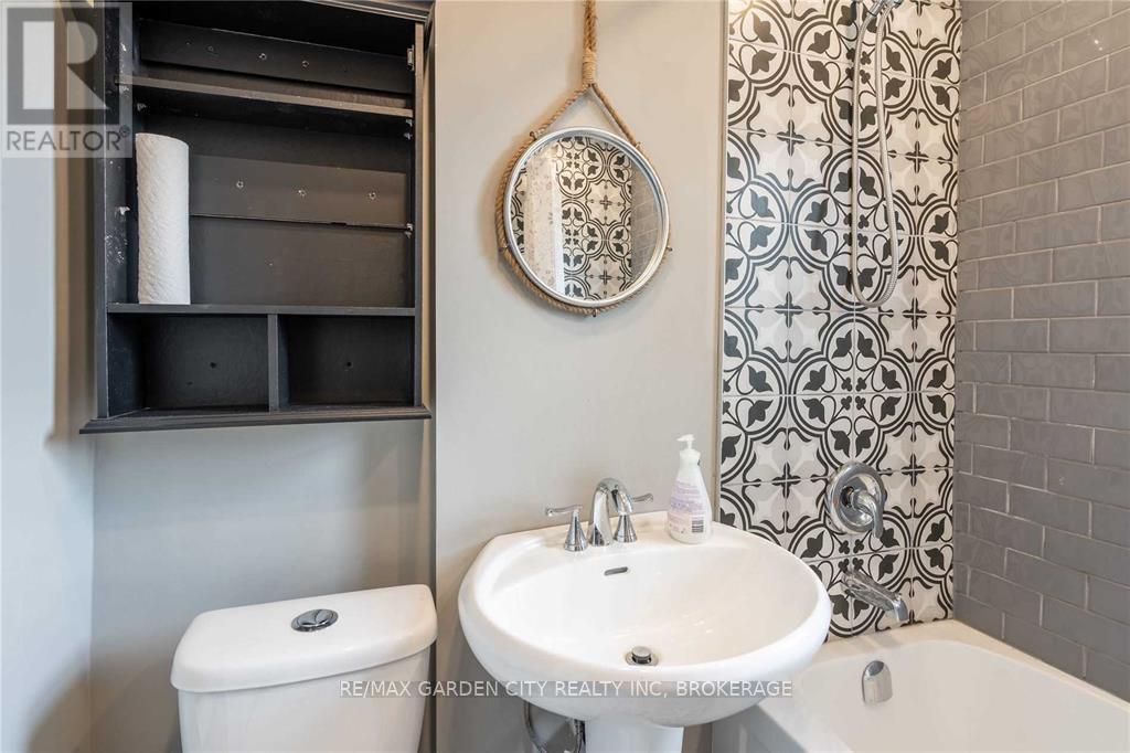 96 Beechwood Avenue Property Photo 23