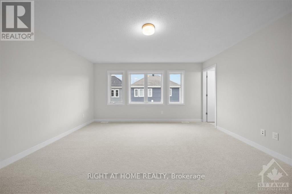 74 Hackamore Crescent Property Photo 16