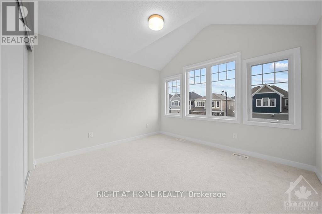 74 Hackamore Crescent Property Photo 19