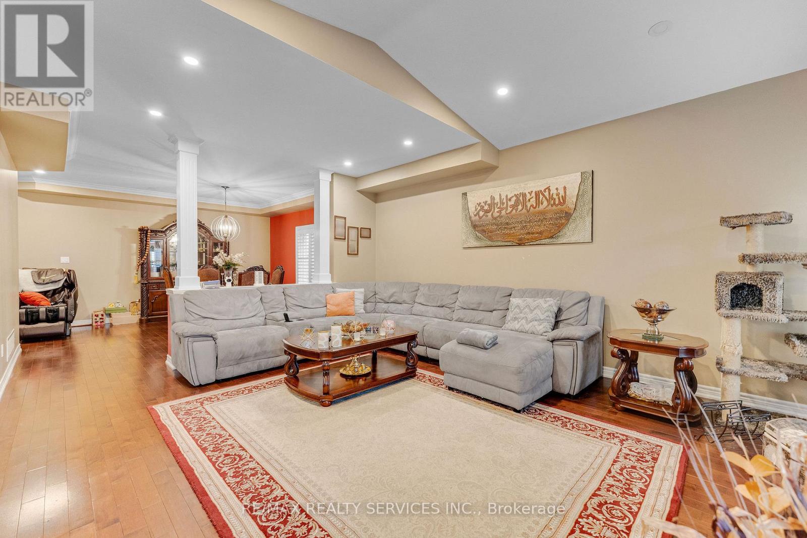 16 Sistine Court Property Photo 6