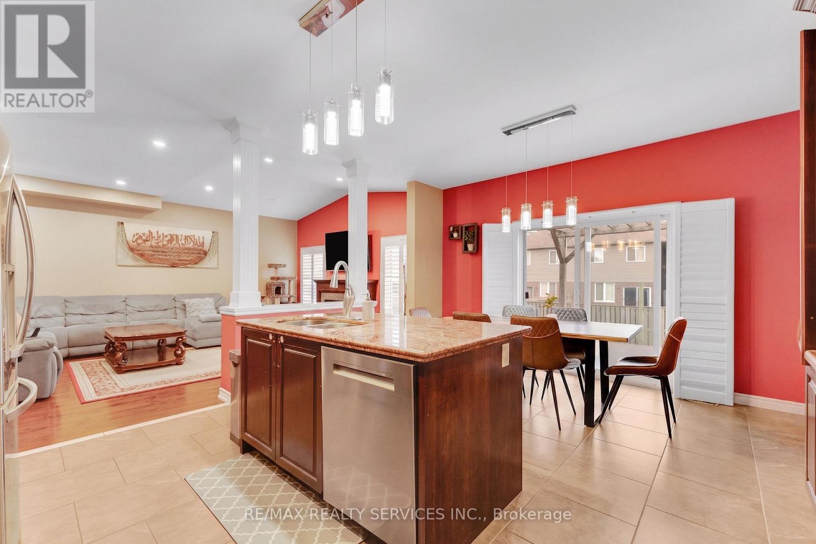 16 Sistine Court Property Photo 10