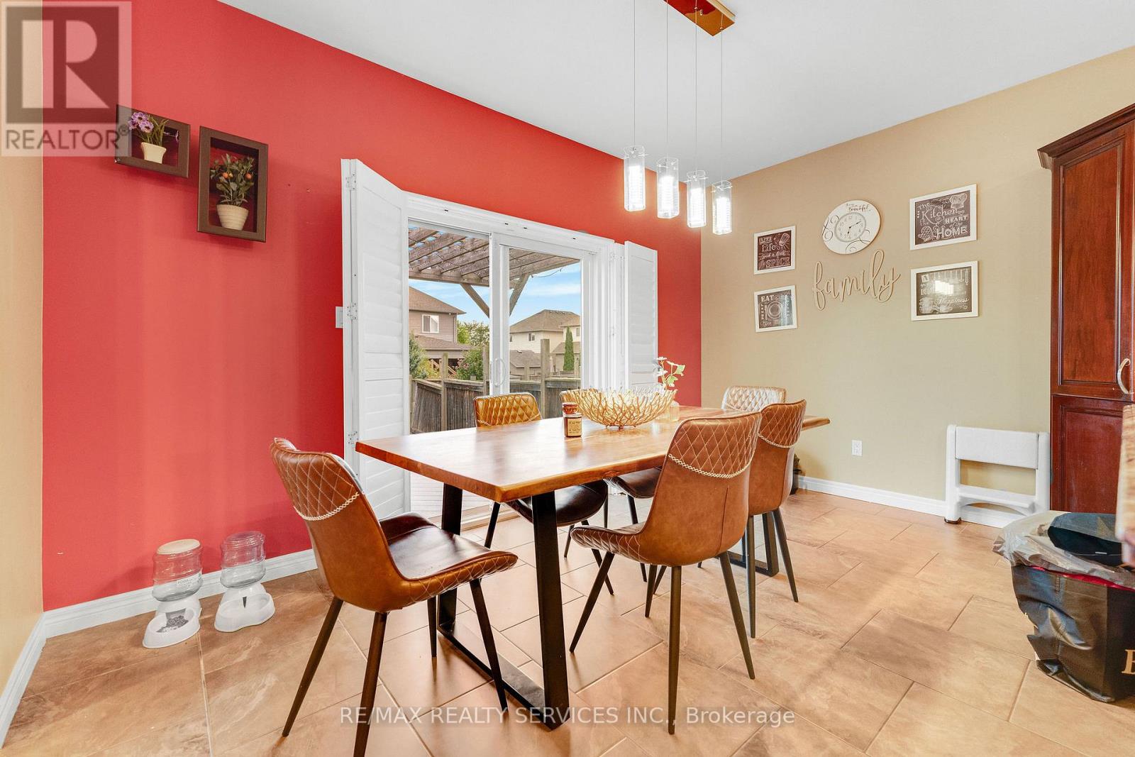 16 Sistine Court Property Photo 12