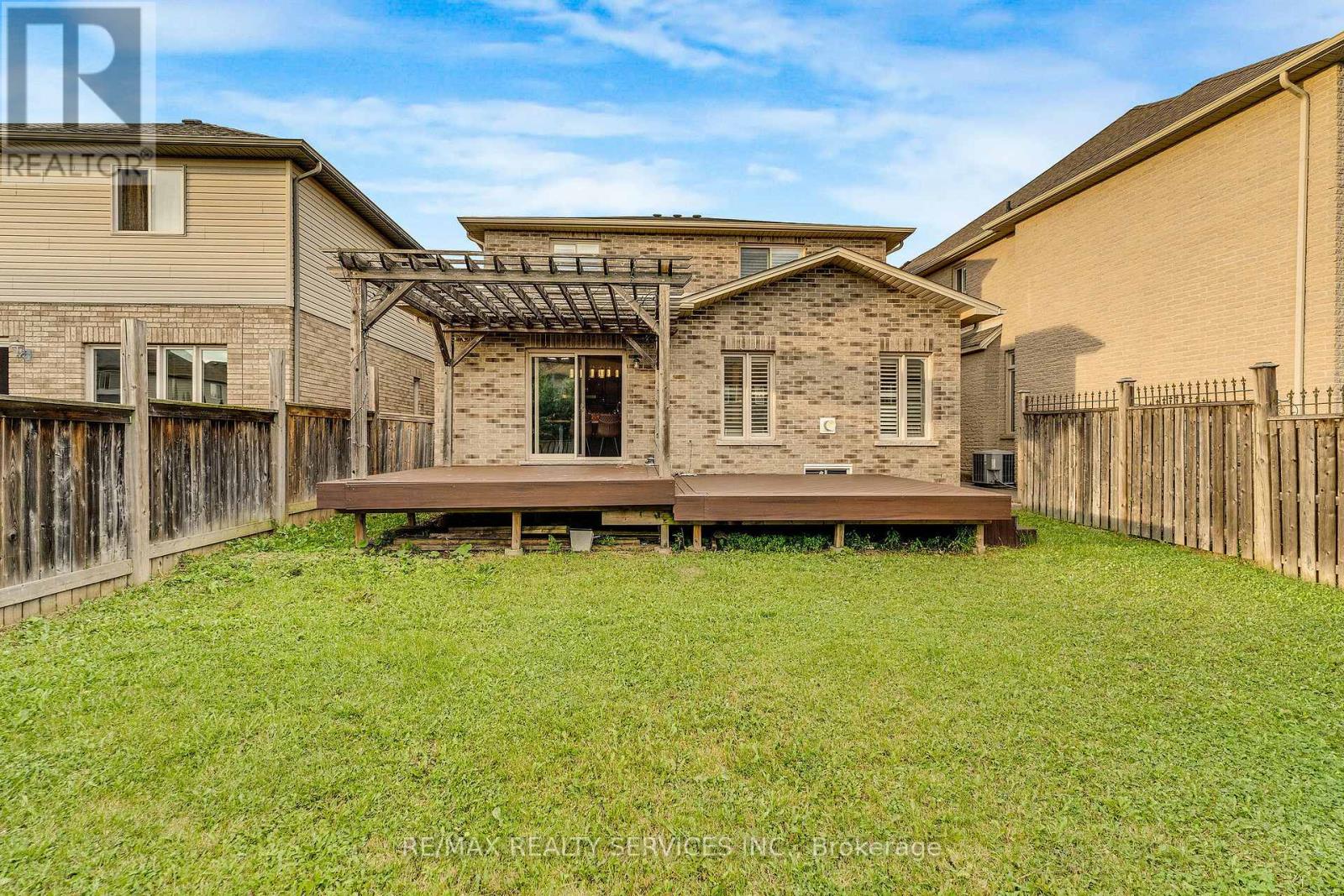 16 Sistine Court Property Photo 34