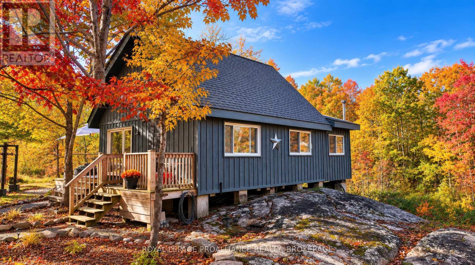 1679 Mountain Road Property Photo 1
