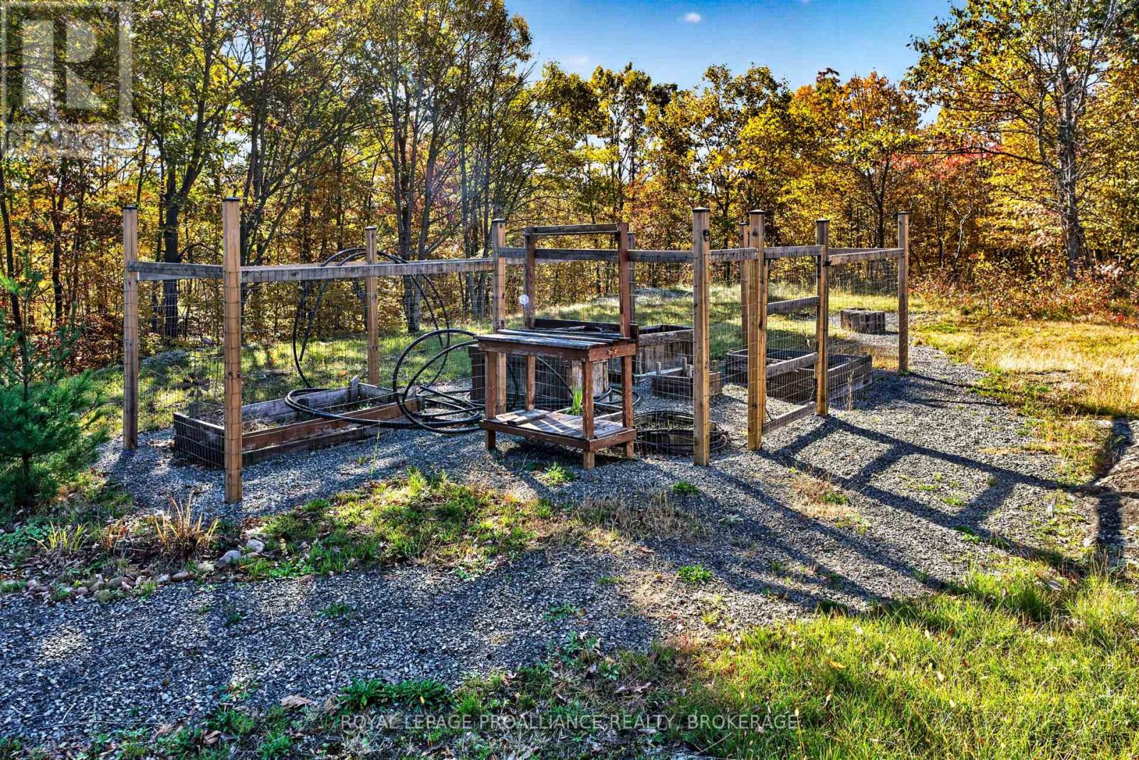 1679 Mountain Road Property Photo 7