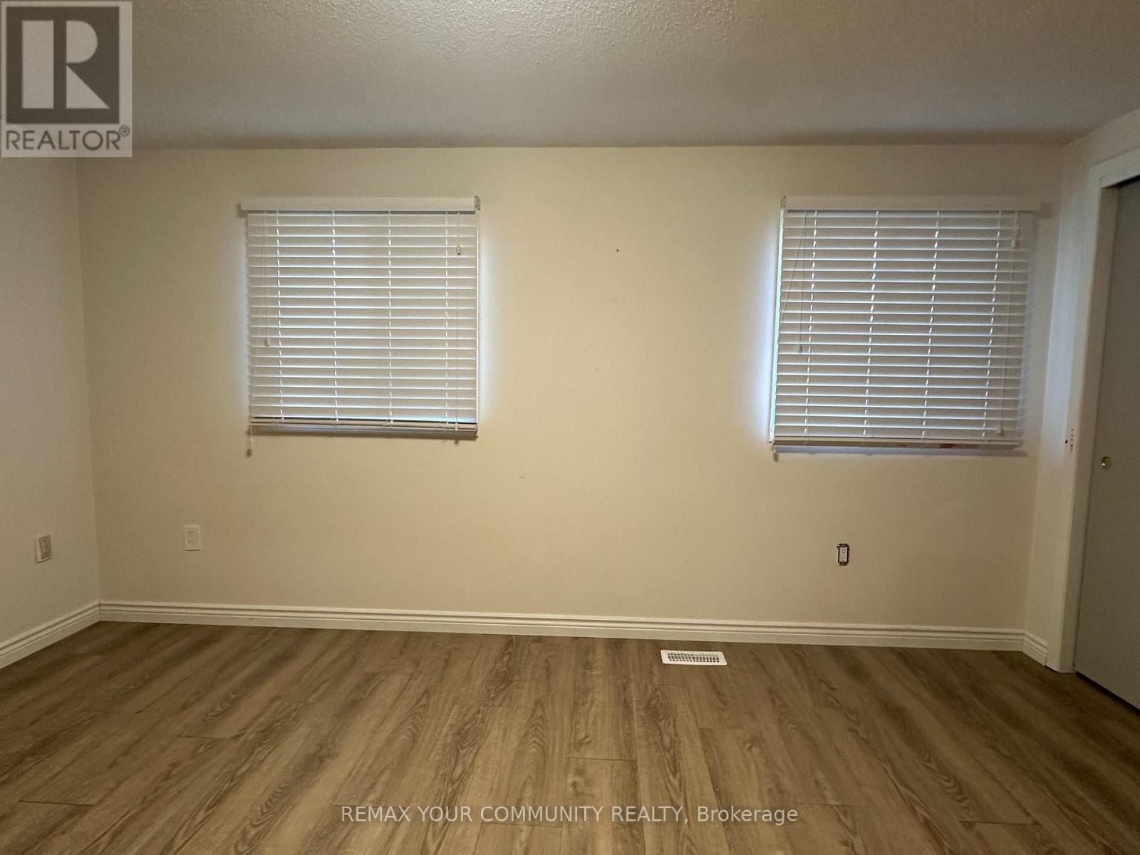 9 Buchanan Crescent Property Photo 11