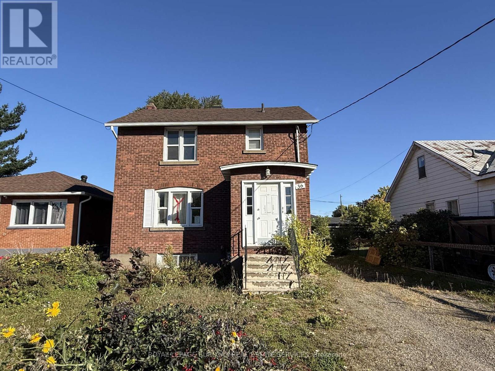 36 WALLACE TERRACE W Property Photo 1