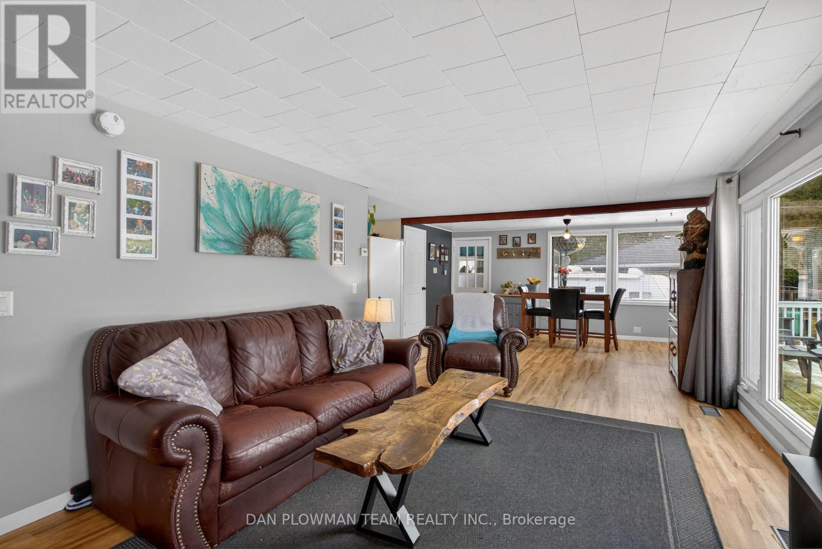 1545 Westview Crescent Property Photo 21