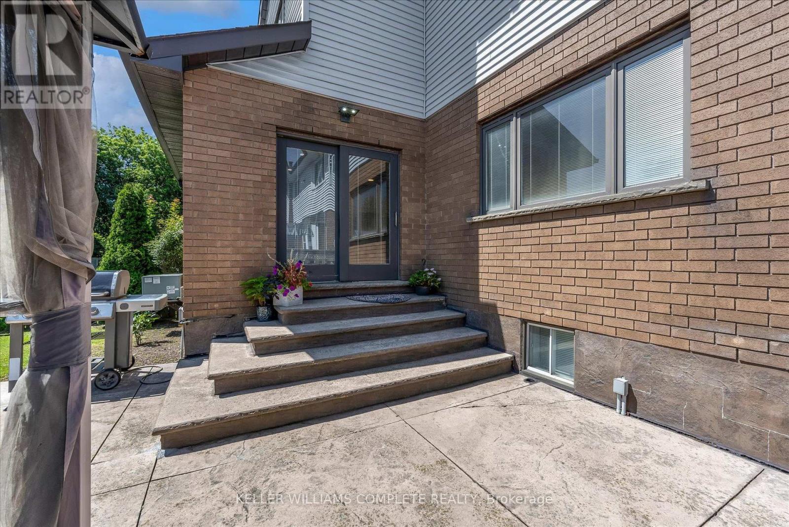 847 West 5th Street Property Photo 49