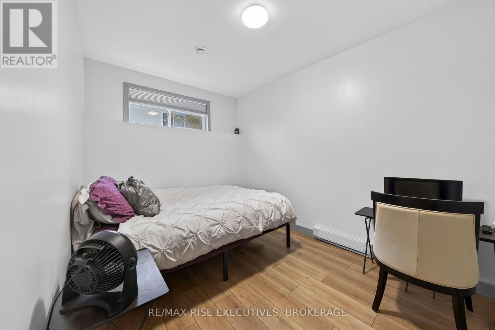 675 Collins Bay Road Property Photo 30