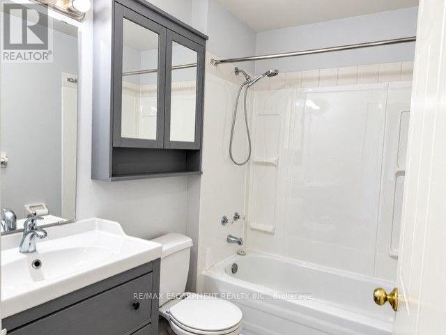 615 - 200 Jamieson Parkway Property Photo 9