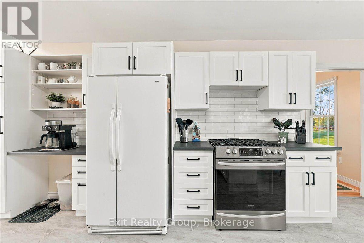 43 Conley Road Property Photo 6