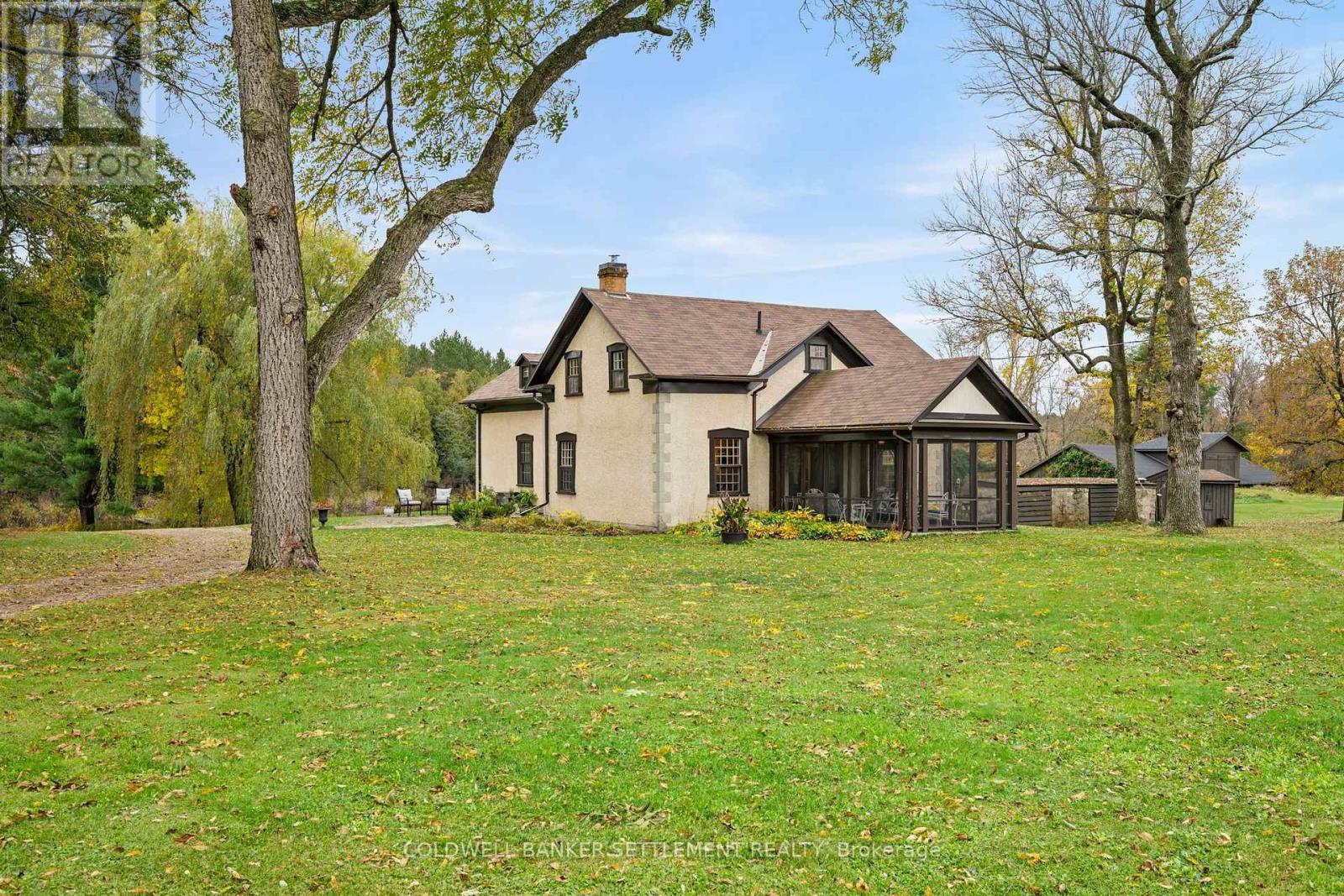 957 Upper Scotch Line Road Property Photo 1