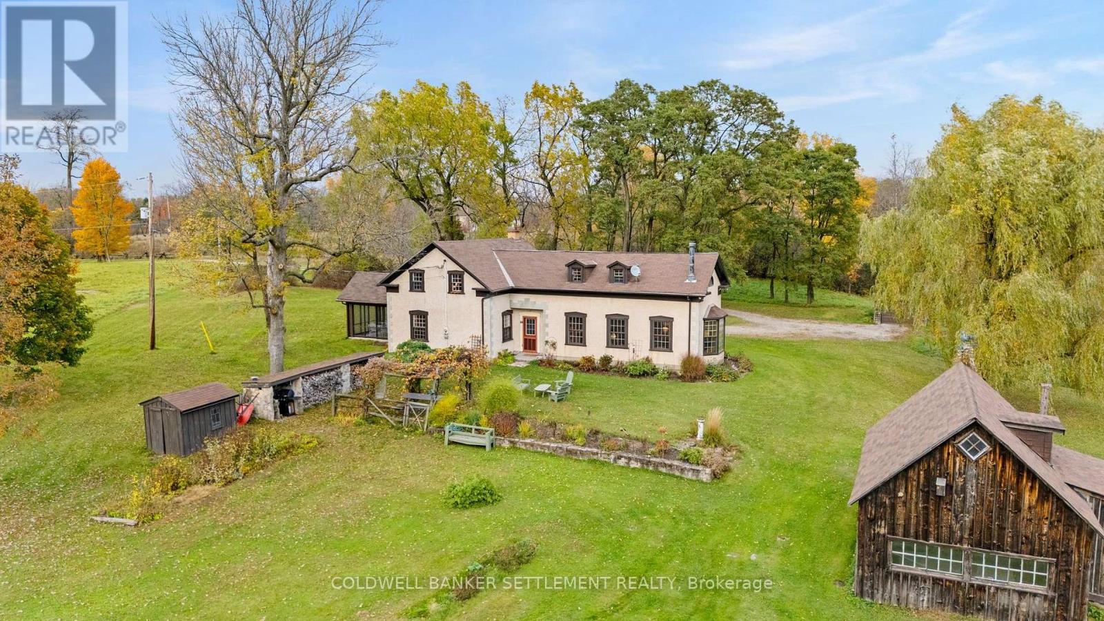 957 Upper Scotch Line Road Property Photo 3