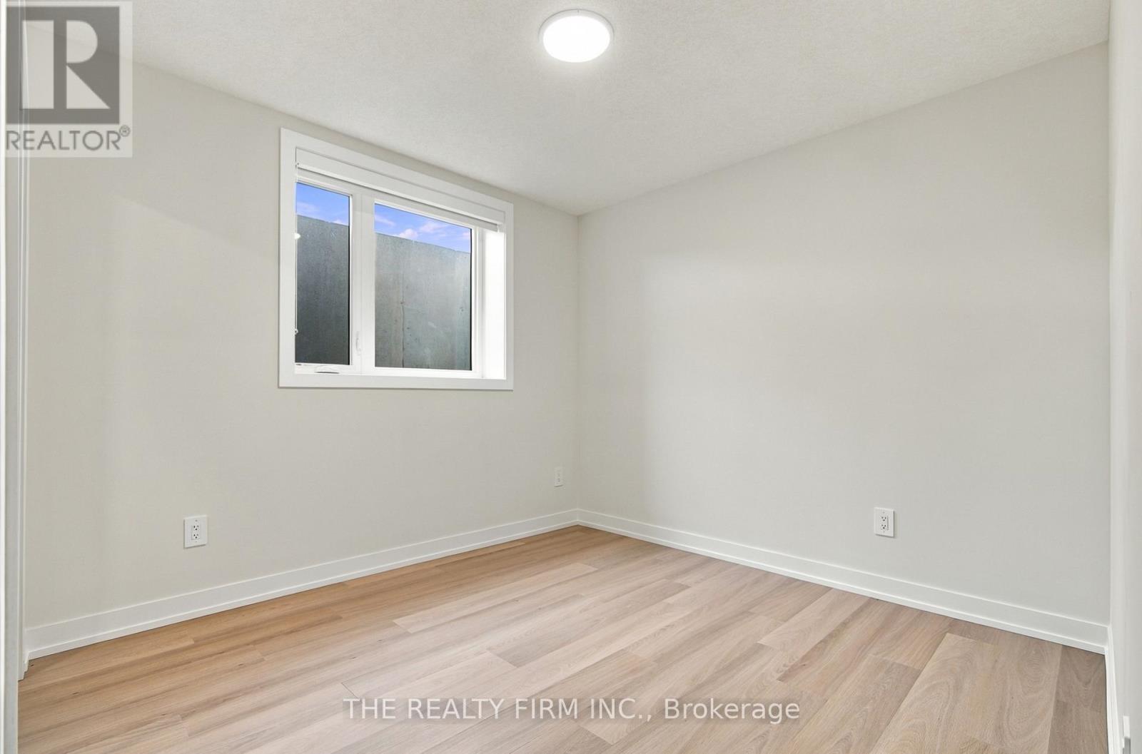122 - 2805 Doyle Drive Property Photo 17